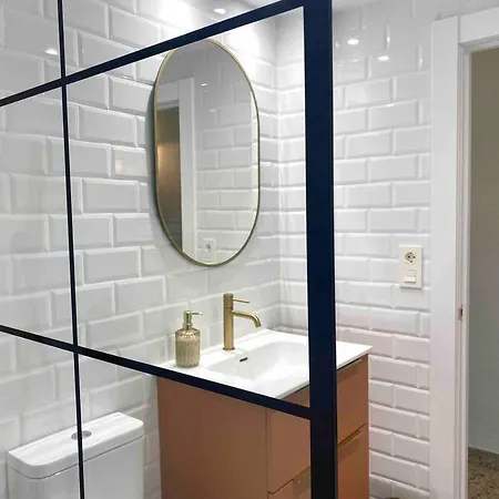 Appartement Acogedor A 5 Min Del Ave *