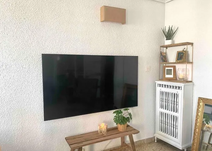 Acogedor A 5 Min Del Ave 아파트